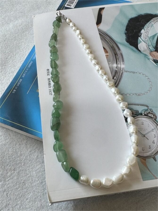 XL22 Natural Green Aventurine Pearl Necklace An Elegant Presentation of Natural Elements - Image 4